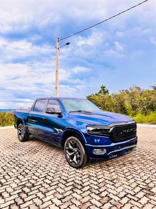 RAM 1500 5.7 V8 GASOLINA LIMITED NIGHT EDITION CD 4X4 AUTOMÁTICO